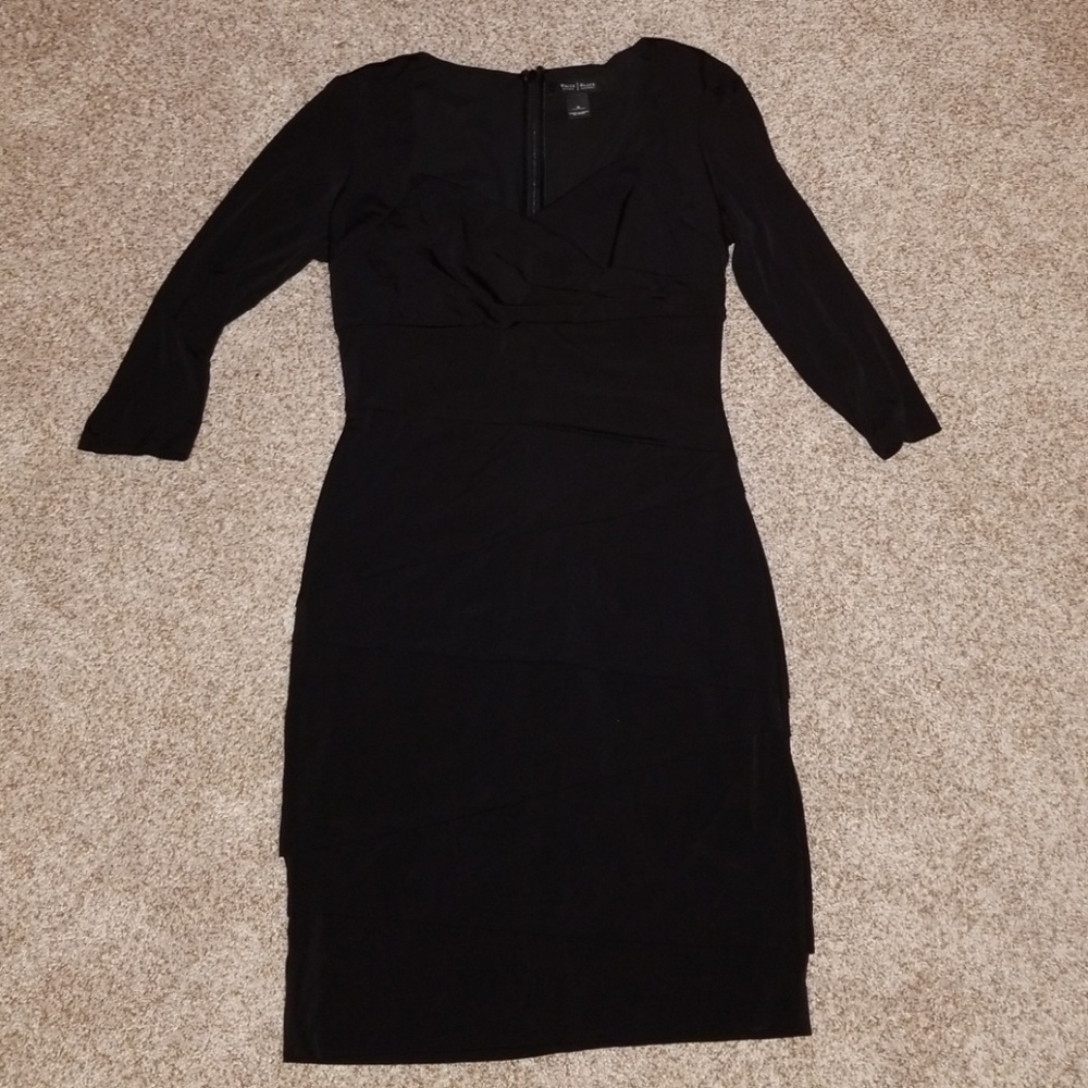 While house/Black market Dress